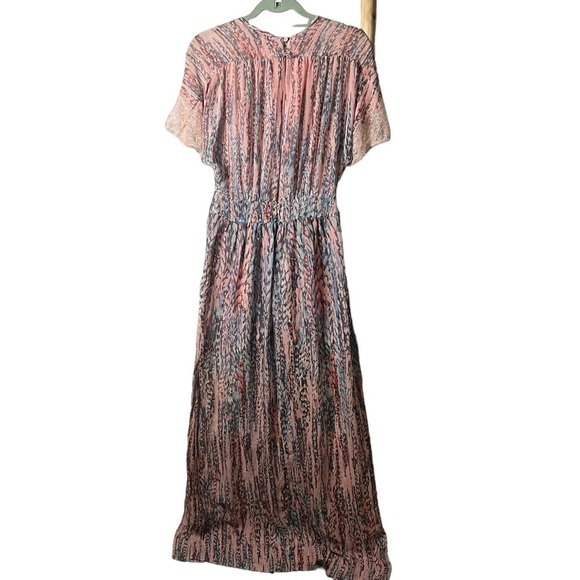 BCBGMAXAZRIA Christelle Printed Bell Sleeve Gown Silk Maxi 0 - Picture 5 of 15